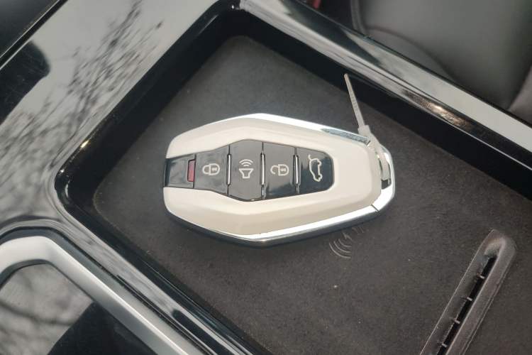 Used JETOUR X70 PRO 2023 1.6T DCT Enjoy PRO+ 5-Seater
