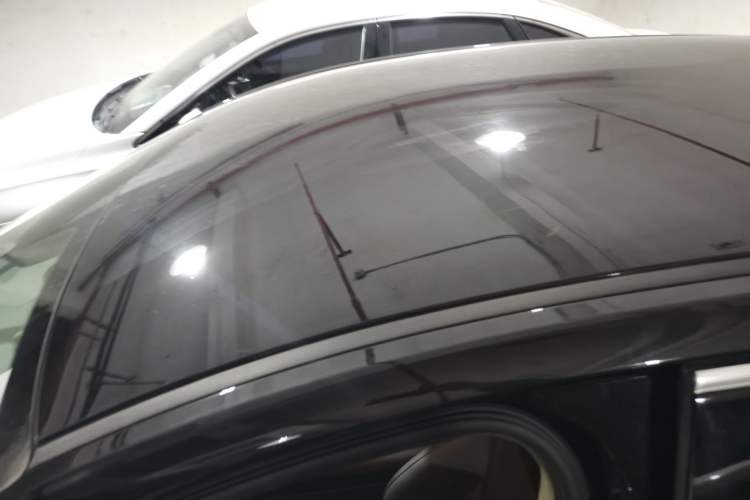 Used Hongqi E-QM5 2022 431 km Charge & Enjoy Edition