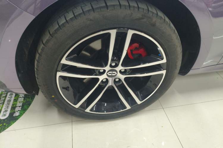 Used Hima AITO M5 2025 Extended-Range Ultra All-Wheel-Drive Version Exterior 4