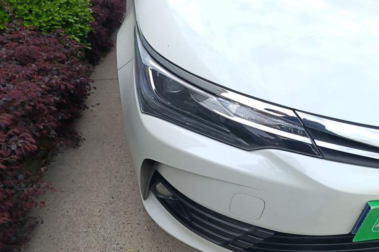 Used Toyota Corolla 2018 1.2T S-CVT GL-i Zhihui Edition Right Front Headlight