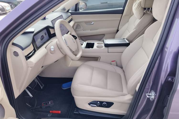 Used Hima AITO M5 2025 Extended-Range Ultra All-Wheel-Drive Version Left Front Seat