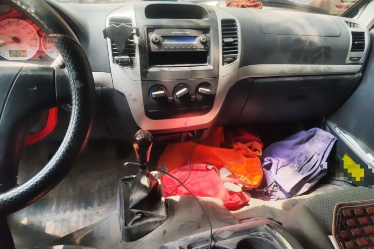 Used King Long Golden Way 2012 2.0L Dual-Purpose Short-Wheelbase 4G21B