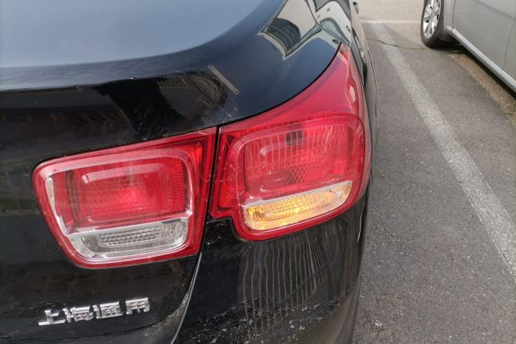 Used Chevrolet Malibu 2014 1.6T Automatic Comfort Edition Right Rear Taillight