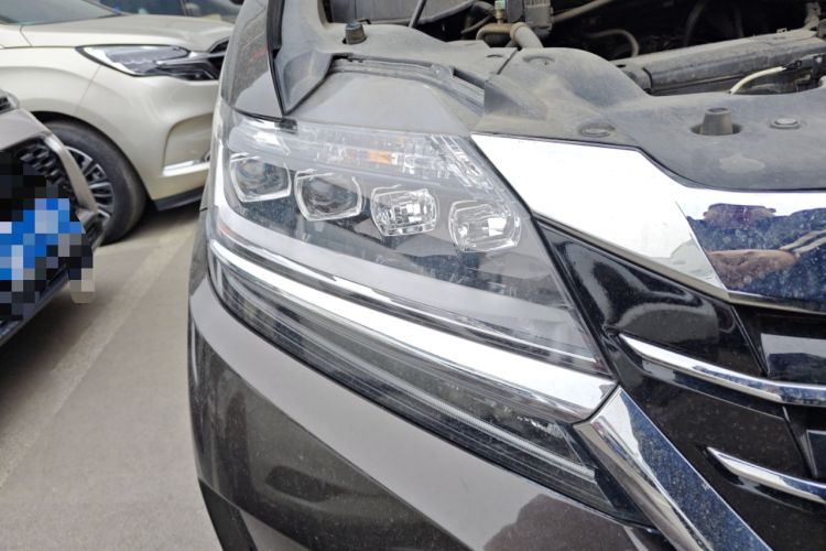 Used Honda Elysion 2016 2.4L Luxury Edition Right Front Headlight