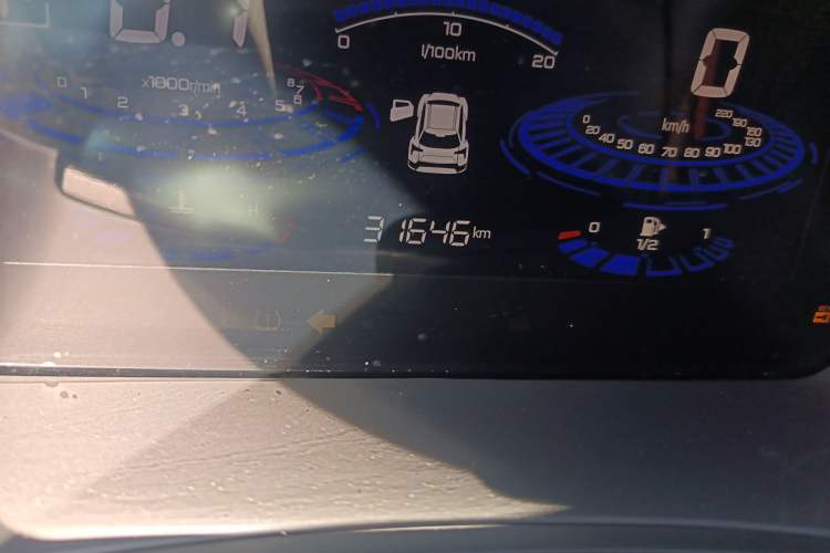 Used Venucia T60 2020 1.6L CVT Smart Drive Version China VI Standard
