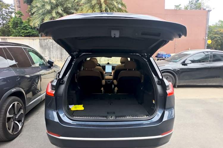 Used Nio ES8 2020 580 km Range Six-Seater Version
