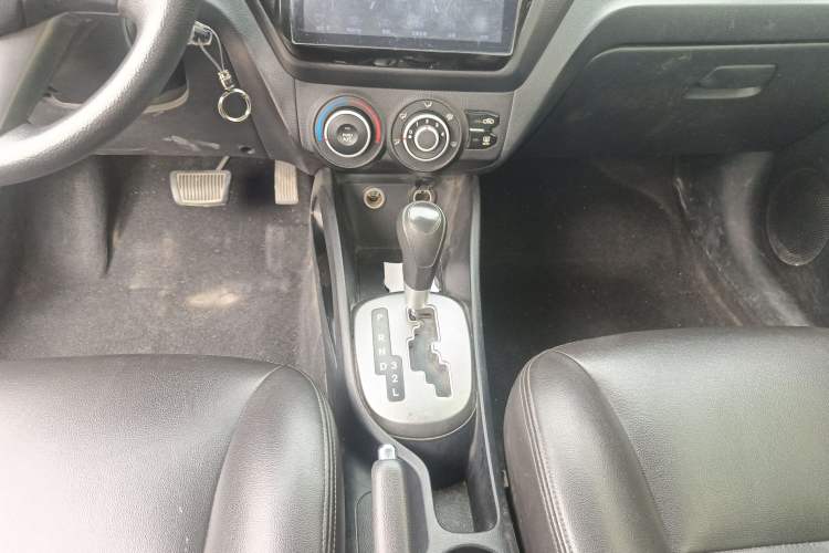 Used Kia K2 2012 Sedan 1.4L Automatic GLS Commemorative Edition