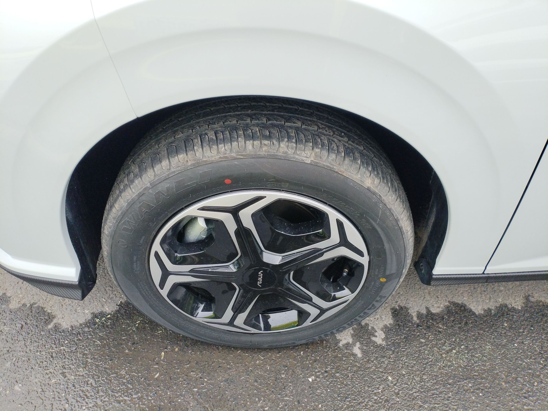 Dongfeng Aeolus Yixuan 2025 1.5L Automatic Luxury Version - Luxury — снимка 10