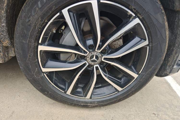 Used Mercedes-Benz GLC 2020 Facelift GLC 300 L 4MATIC Dynamic Edition
