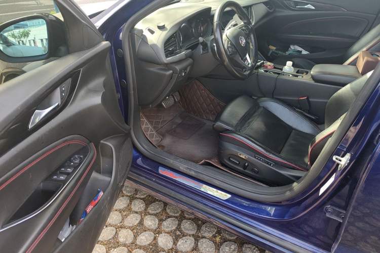 Used Buick Regal 2020 GS 28T Elite Model
