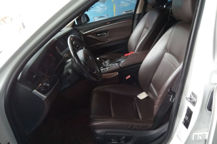 Used BMW 5 Series 2017 525Li Luxury Design Package Left Front Seat