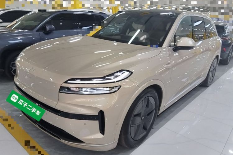 Used ONVO Luxeed L90 2025 Model—Max Seven-Seater Version