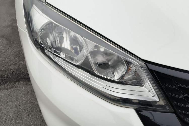 Used Nissan Tiida 2020 1.6L CVT Cool Edition
