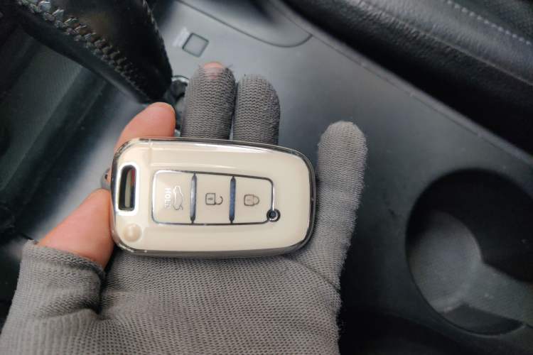 Used Hyundai ix35 2012 2.0L Automatic Two-Wheel Drive Elite Edition GLS
