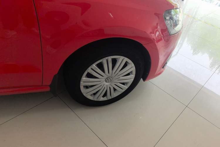 Used Volkswagen Polo 2018 1.5L Automatic Enjoyment Model Right Rear Wheel Hub