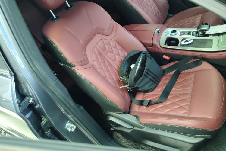 Used JETOUR X70 PLUS 2024 Champion Edition 1.5T DCT Champion MAX 5-Seater
