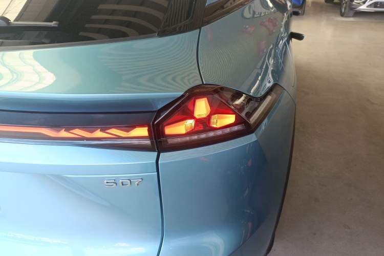 Used Deepal S07 2024 215Max Range-Extended Version Right Rear Taillight