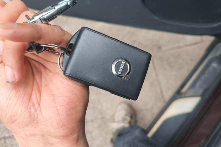 Used Volvo XC60 2019 T5 4x4 Smart Edition China V Standard Vehicle Key