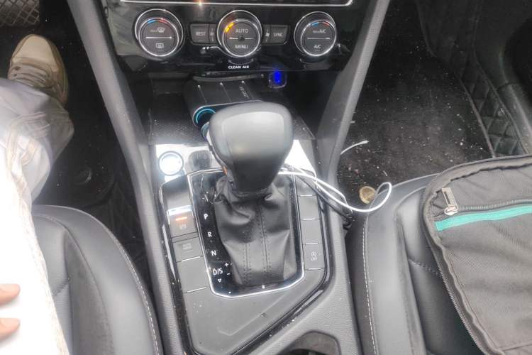 Used Volkswagen Tiguan L 2017 330TSI Automatic Two-Wheel Drive Luxury Edition
