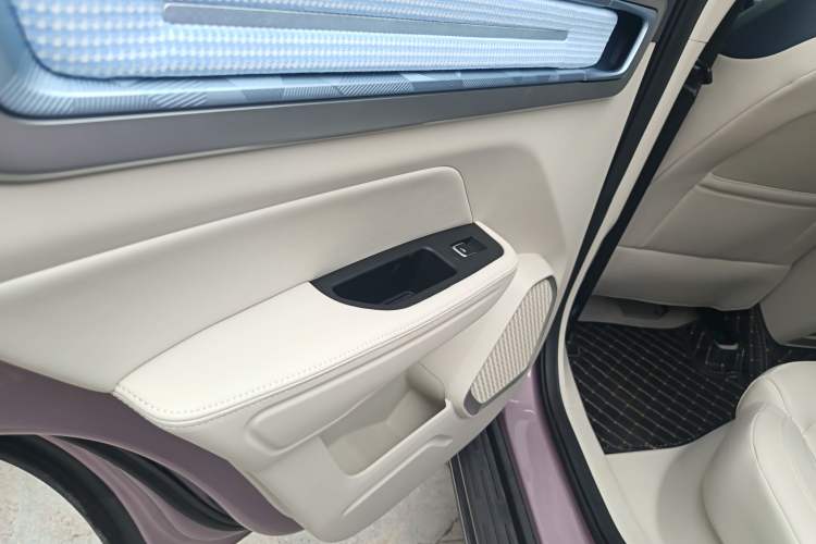 Used Geely Auto icon 2025 Linglong 1.5TD Ruyi Edition