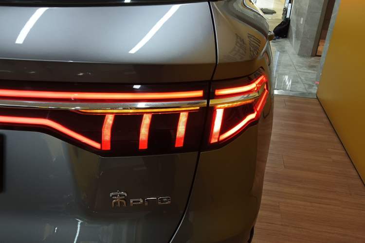 Used BYD Song Pro New Energy 2022 DM-i 51km Prestige Model Exterior 3