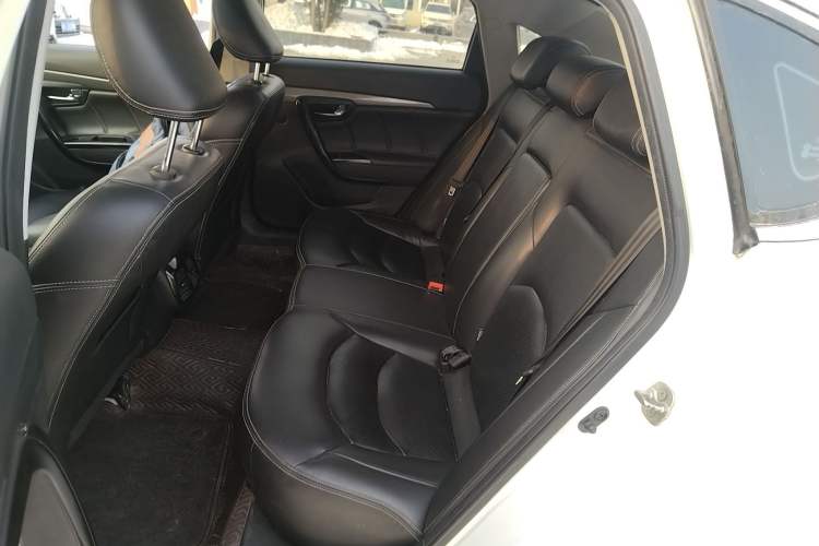 Used GAC Trumpchi GA6 2016 235T Manual Elite Edition Left Rear Seat