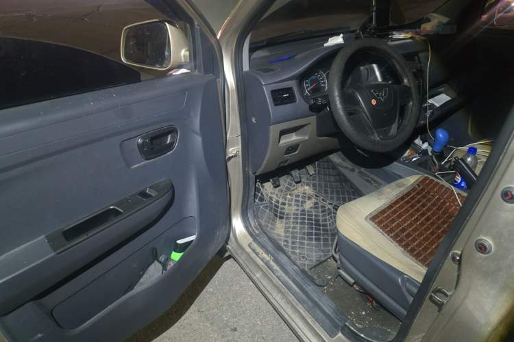 Used Wuling Rongguang V 2015 1.5L Base Version Driver Seat