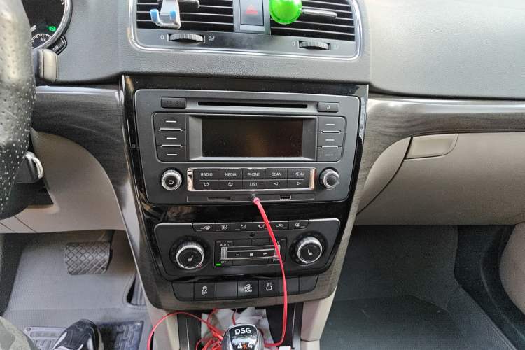 Used Skoda Yeti 2014 1.8TSI DSG All-Wheel Drive Edition
