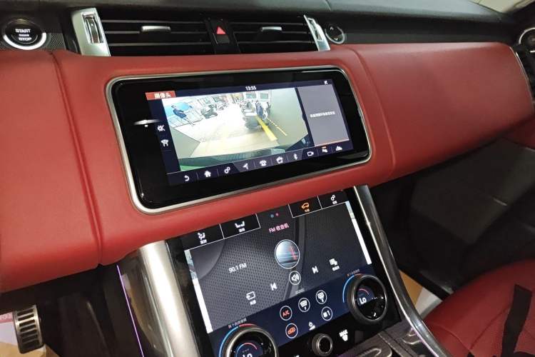 Used Land Rover Range Sport 2018 3.0 SC V6 HSE DYNAMIC Audio And AC Panel