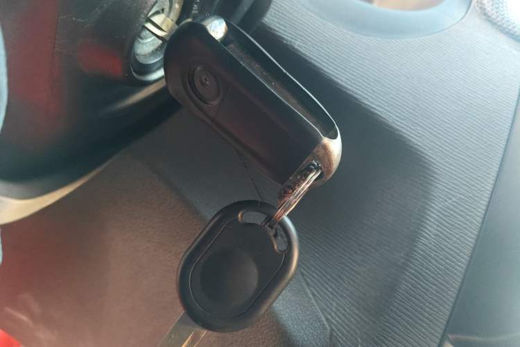 Used Wuling Hongguang 2020 1.2L S Base Model China VI LSI Vehicle Key