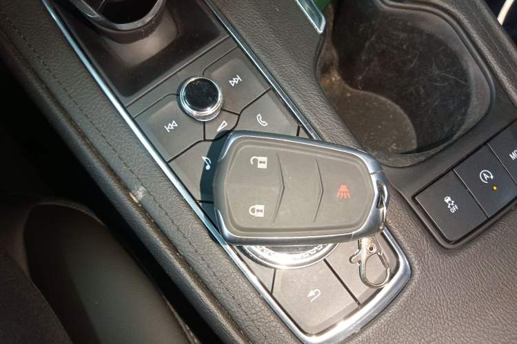 Used Cadillac XT4 2021 28T Two-Wheel Drive Tech Edition
