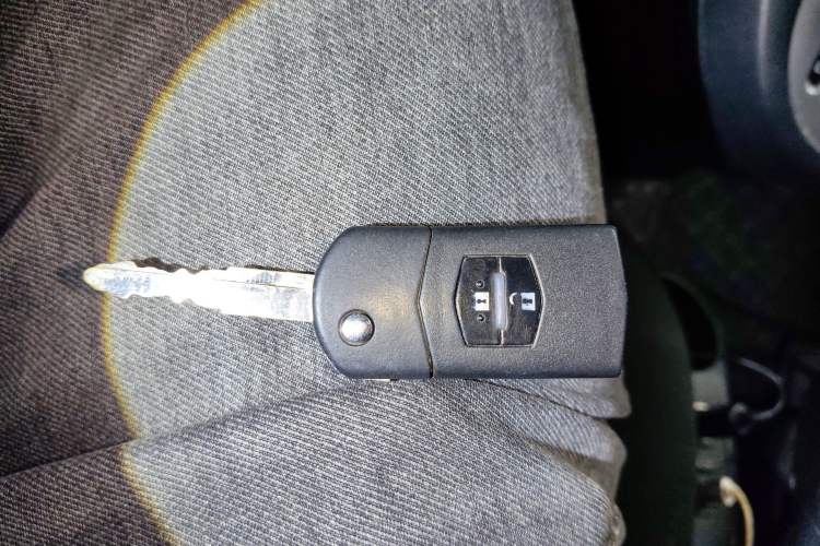 Used Mazda 2 2012 Hatchback Xuan Dong 1.5L Automatic Value Edition
