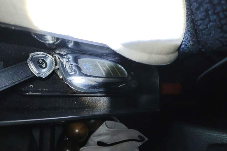 Used Toyota Corolla 2017 Revised Dual-Engine 1.8L E-CVT Elite Edition