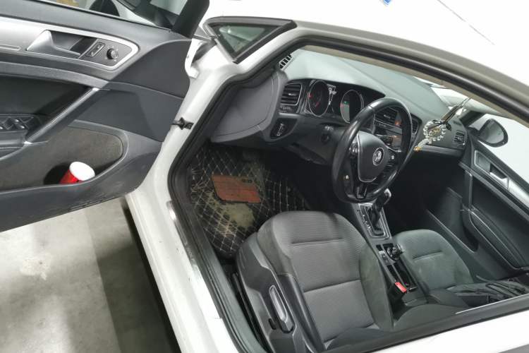 Used Volkswagen Golf 2020 280TSI DSG Comfort Version Driver Seat