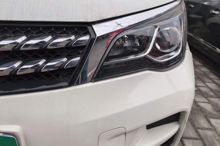 Used Venucia M50V 2019 1.5L Manual Comfort Edition
