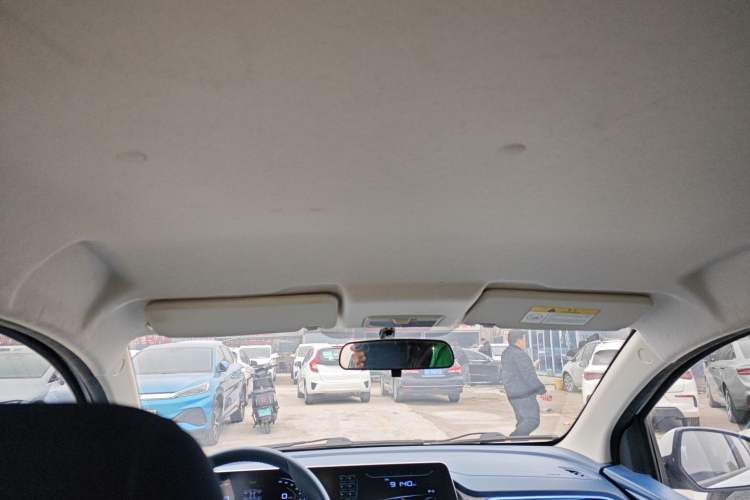 Used Oshan Benni E-Star 2023 Qingxin Edition Colorful Model Lithium Iron Phosphate
