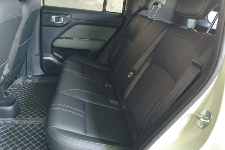 Used Baojun Spark EUV 2025 Flagship Edition 5 Seats Left Rear Seat