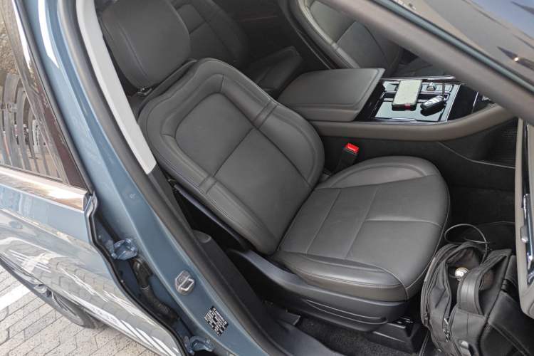 Used Lincoln Aviator 2024 3.0T V6 All-Wheel-Drive Elegance Edition Six Seats