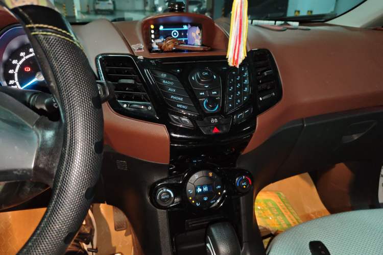 Used Ford Fiesta 2014 Hatchback 1.0 GTDi Automatic Dynamic Model