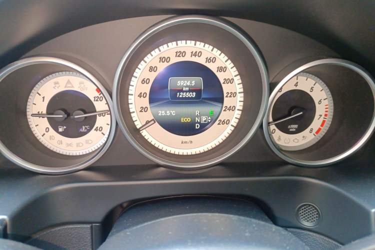 Used Mercedes-Benz E-Class 2015 Facelift E 200 L Sport Edition
