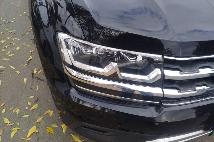 Used Volkswagen Teramont 2017 380TSI Four-Wheel Drive Comfort Edition Right Front Headlight