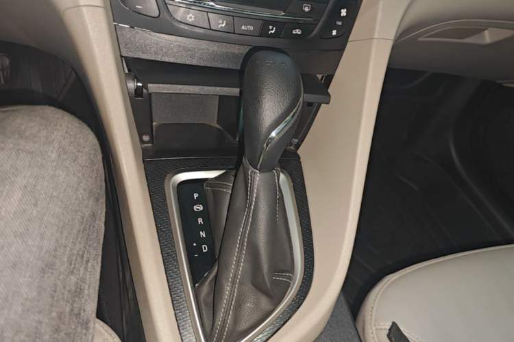 Used Buick GT 2019 15T Dual-Clutch Connected Elite Model China VI