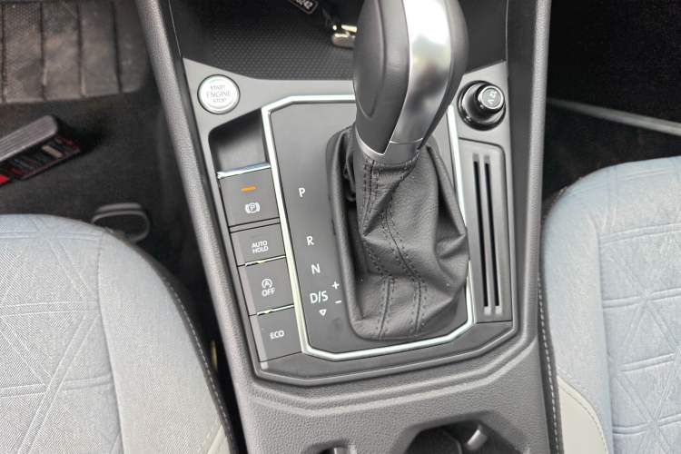 Used Volkswagen Lavida 2023 1.5L Automatic Full-Comfort Edition
