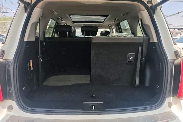 Used GAC Trumpchi GS8 2017 320T Two-Wheel Drive Luxury Smart Connectivity Version (7 Seats) Trunk