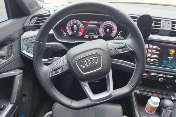 Used Audi Q3 2024 35 TFSI Fashion Dynamic Edition
