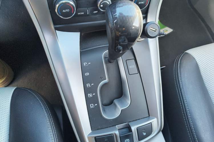 Used Chevrolet Captiva 2014 2.4L 4x4 Luxury Edition 5 Seats