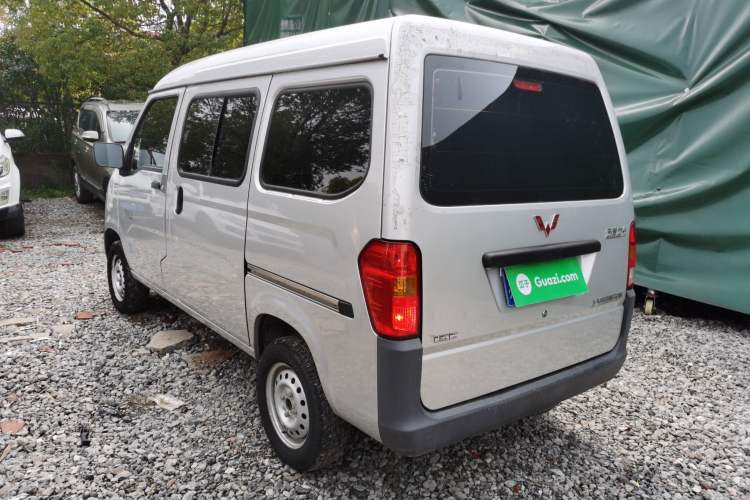 Used Wuling Zhiguang 2023 1.5L Practical Version 5/7 Seats