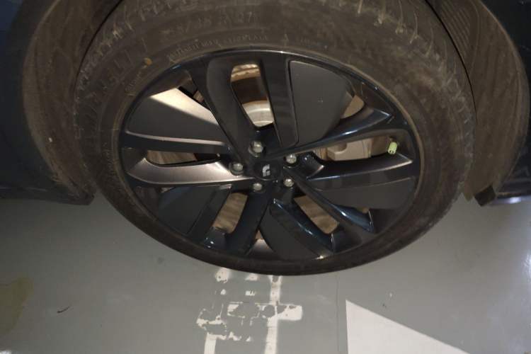 Used Li Auto L8 2023 Max model