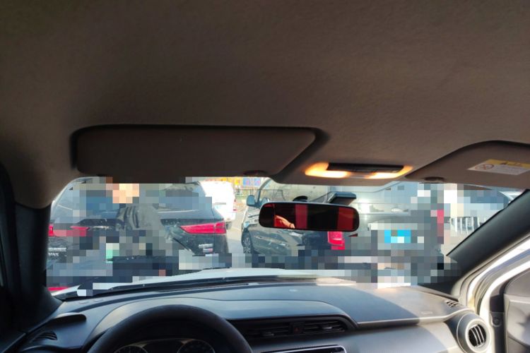 Used Nissan Kicks 2019 1.5L Manual Cool Edition