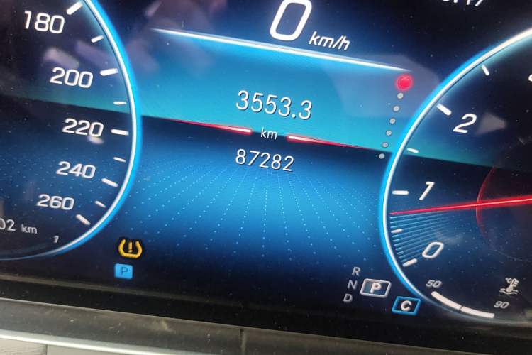 Used Mercedes-Benz E-Class 2022 Second Facelift E 300 L Sporty and Stylish Edition